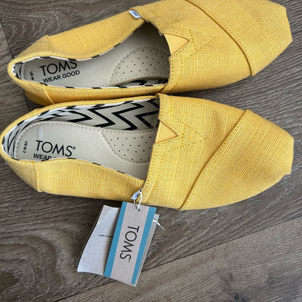 Toms Pineapple Yellow Alpargata Canvas Shoes - Picture 3 of 5